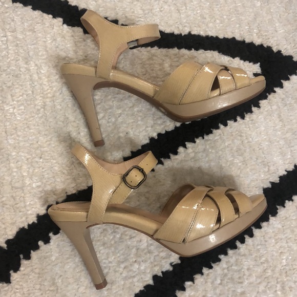 Nurture Beige Heeled Dress Sandals 7M - Picture 5 of 12